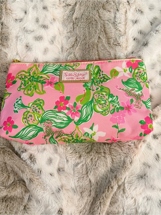 Lilly Pulitzer Handbags - Lilly Pulitzer for Estée Lauder Pink/Green Tiger Lair Print Makeup Bag